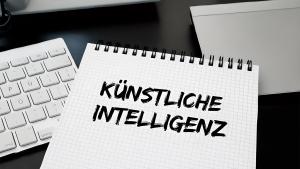 Zwischen Strategie, Narrativ und operativer Realität